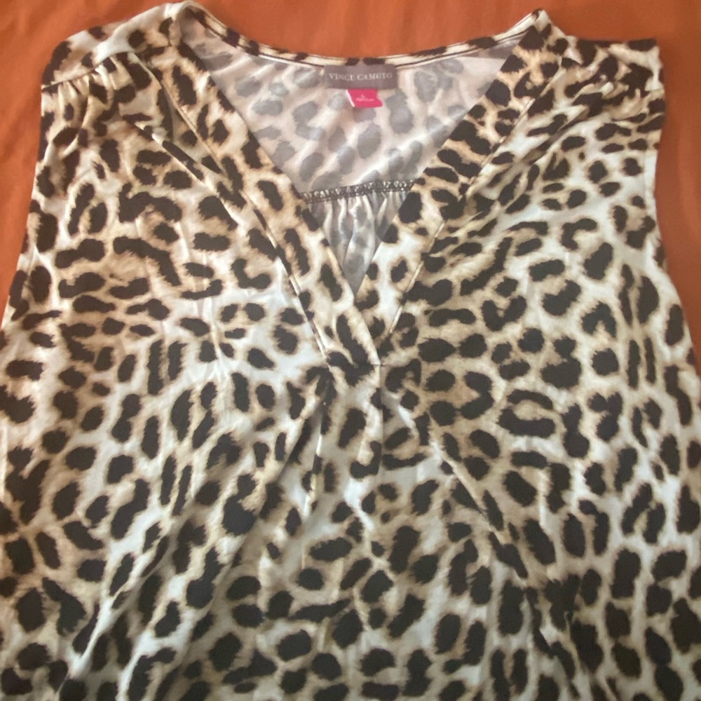 Vince Camino sleeveless blouse NWOT
